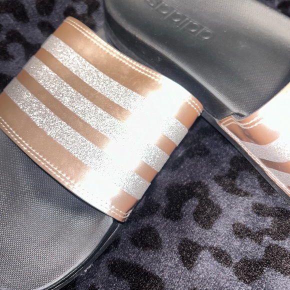 NWOT adilette comfort slides shimmer - Picture 2 of 6